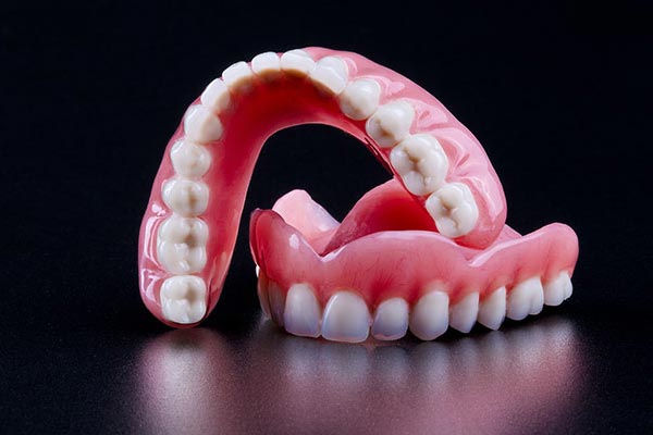 دندان مصنوعی متحرک